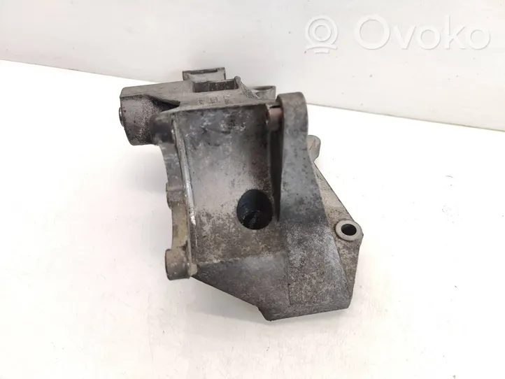 Audi A4 S4 B6 8E 8H Support de générateur / alternateur 038903143AE