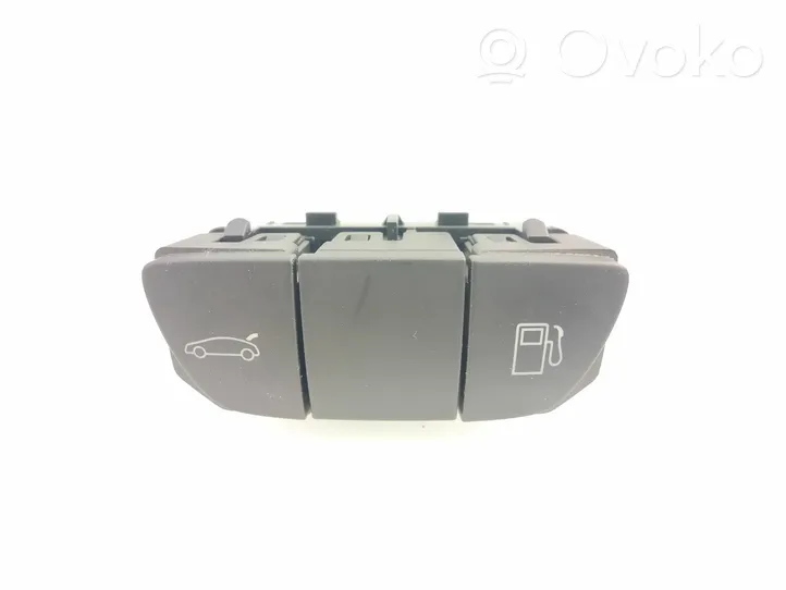 Peugeot 508 Fuel tank opening switch 96661584XT