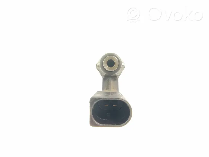 Skoda Octavia Mk2 (1Z) Injecteur de carburant 03C906036F