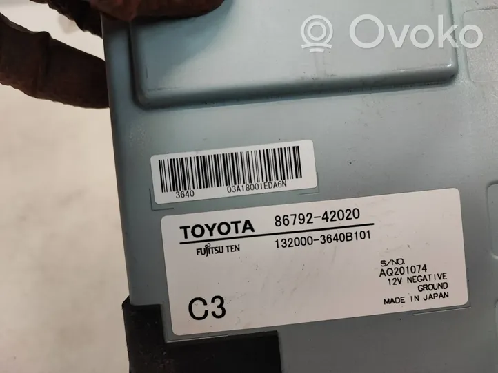 Toyota RAV 4 (XA40) Pysäköintitutkan (PCD) ohjainlaite/moduuli 8679242020
