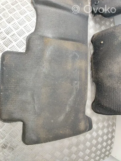 Toyota RAV 4 (XA40) Set di tappetini per auto 