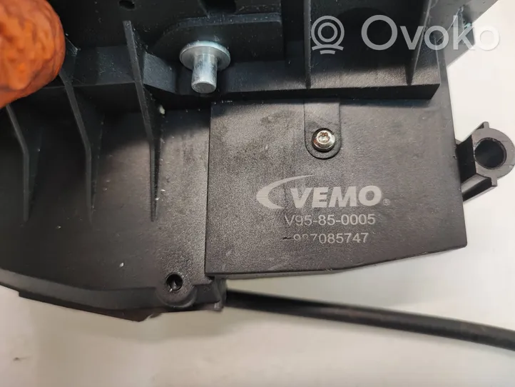 Volvo V60 Rear door lock 987085747