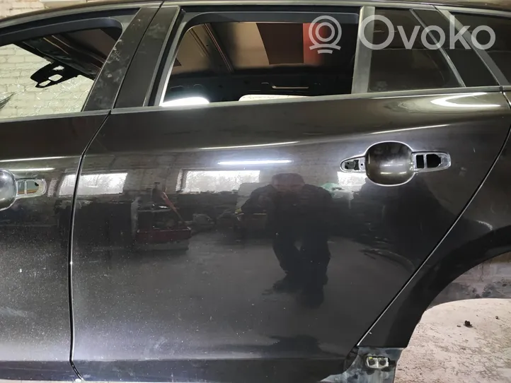 Volvo V60 Rear door 
