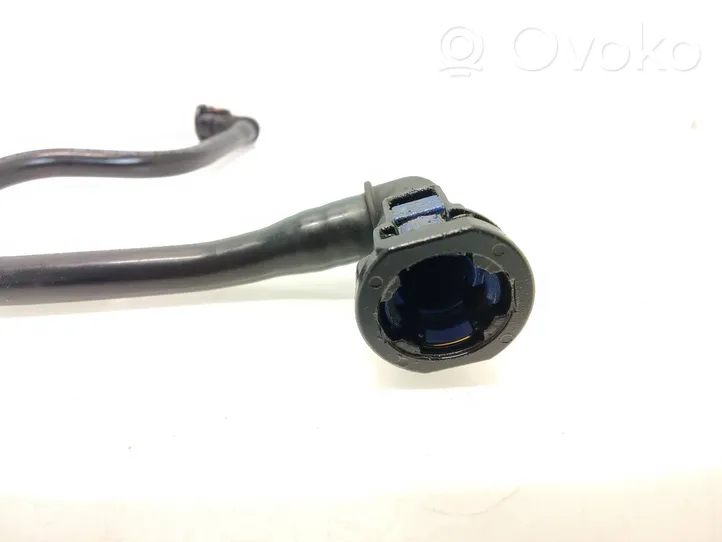 Ford Mondeo MK IV Tubo flessibile del radiatore dell’olio del cambio 8G917690AC