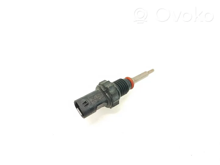 BMW 5 G30 G31 Sensore della temperatura dell’aria aspirata 8626176