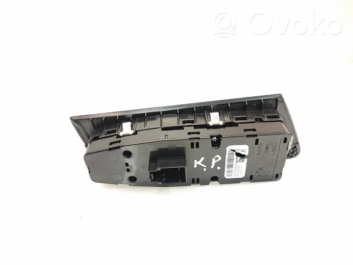 BMW 5 G30 G31 Interruttore di controllo dell’alzacristalli elettrico 6832728