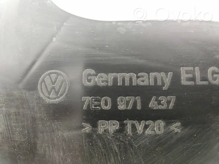 Volkswagen Transporter - Caravelle T5 Hitzeschutzwand Batteriegestell 7E0971437