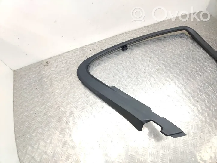 BMW 5 G30 G31 Rivestimento modanatura del vetro della portiera posteriore 7384927