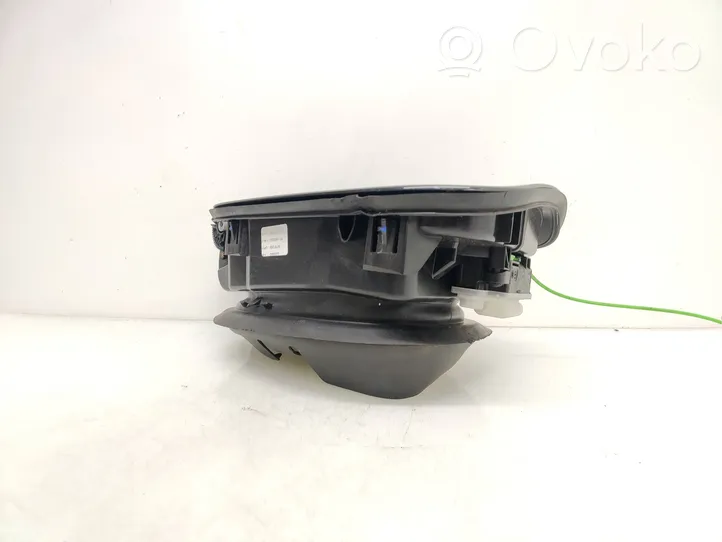 BMW 5 G30 G31 Sportello del serbatoio del carburante 738794010