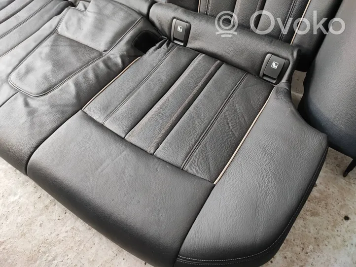 BMW 5 G30 G31 Seat and door cards trim set 