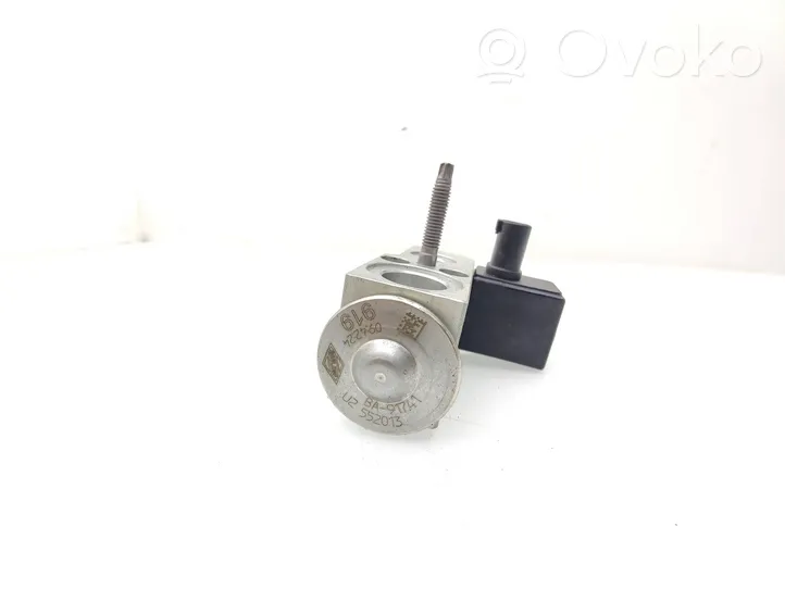BMW 5 G30 G31 Air conditioning (A/C) expansion valve 9361709