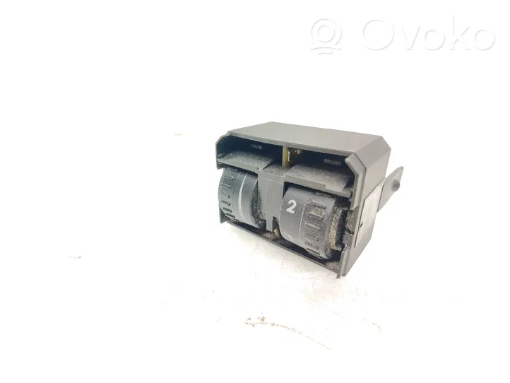 Volkswagen Caddy Headlight level height control switch 2K0941333B