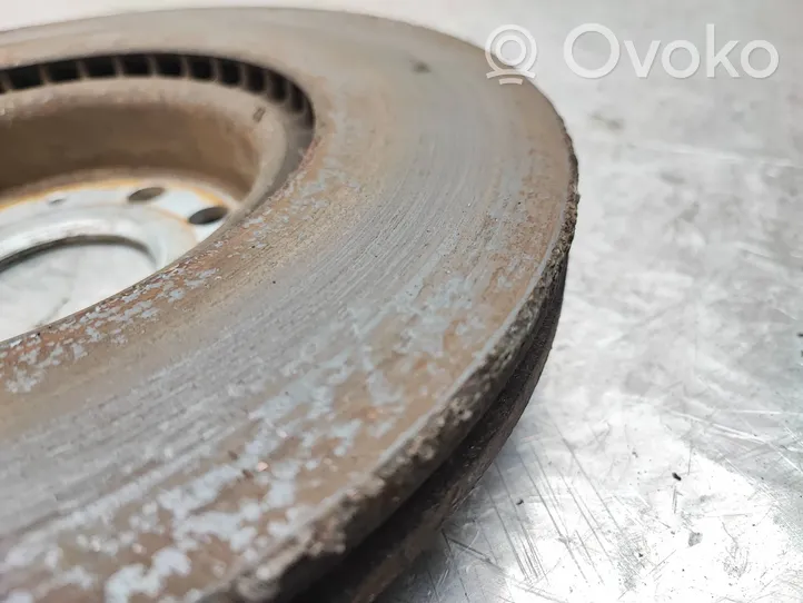 Volkswagen PASSAT B7 Front brake disc 