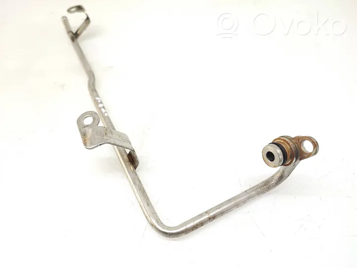 Volkswagen PASSAT B7 Engine coolant pipe/hose 03C121469F