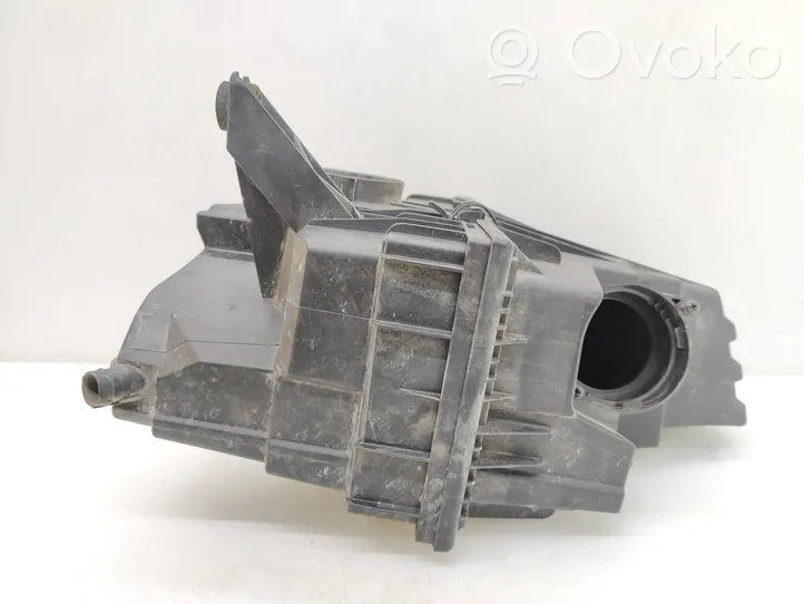 Volkswagen Transporter - Caravelle T5 Scatola del filtro dell’aria 7H0129620