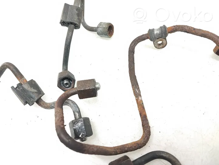 Volkswagen Transporter - Caravelle T5 Fuel injector supply line/pipe 