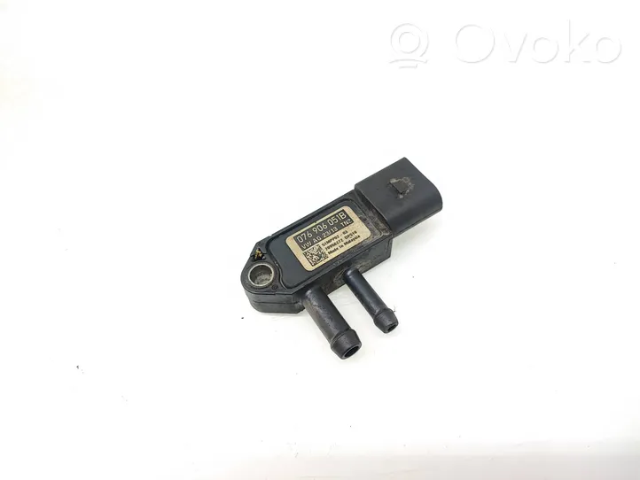 Volkswagen Transporter - Caravelle T5 Exhaust gas pressure sensor 076906051B