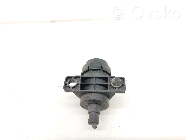 Opel Vivaro Solenoidinis vožtuvas 702256040