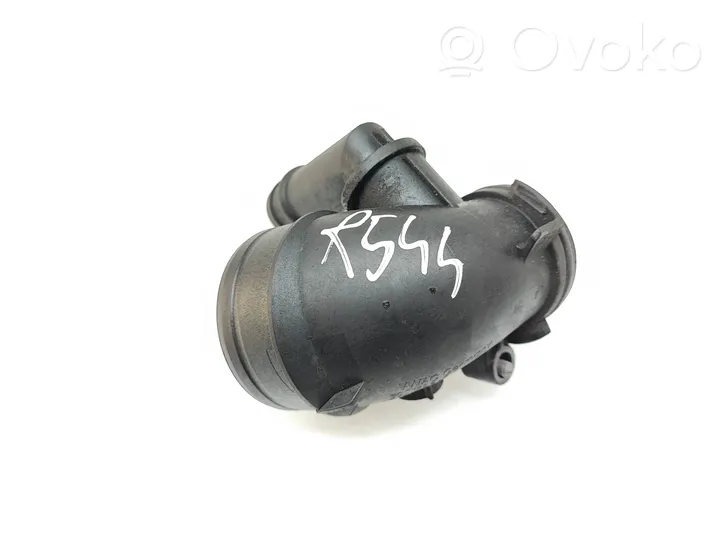 Audi A3 S3 8V Turboahtimen ilmanoton letku 5Q0129635