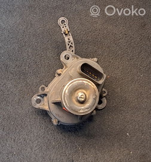 Volkswagen Golf VI Attuatore/motore della valvola del collettore di aspirazione 03L129086A