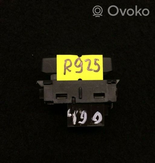 Skoda Octavia Mk3 (5E) Przyciski szyb 5E0959855