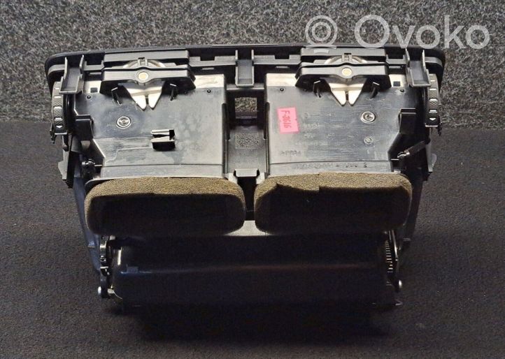 Skoda Octavia Mk2 (1Z) Dysze / Kratki środkowego nawiewu deski rozdzielczej 1Z0820951B