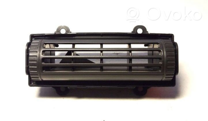 Nissan X-Trail T30 Garniture, panneau de grille d'aération latérale 68755EQ400