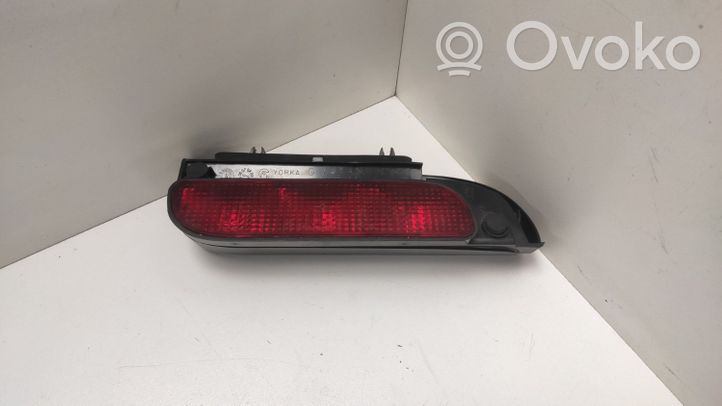 Peugeot Partner Third/center stoplight 7R02569
