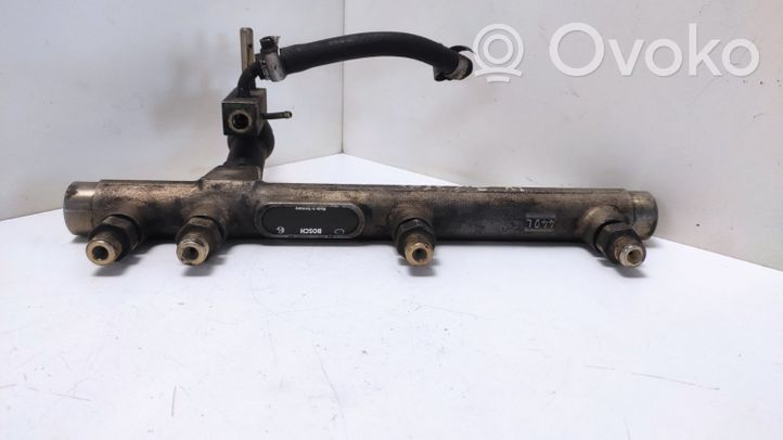 Opel Movano B Fuel distributor 0445224002