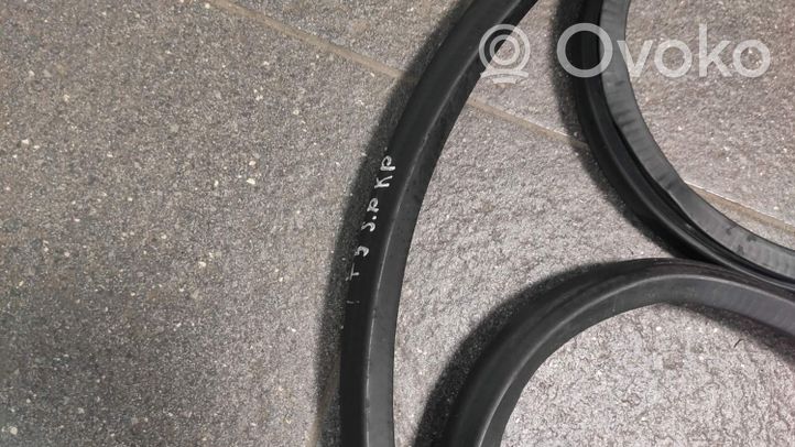 Volkswagen Transporter - Caravelle T5 Rubber seal sliding door (on door) 7E0843791B