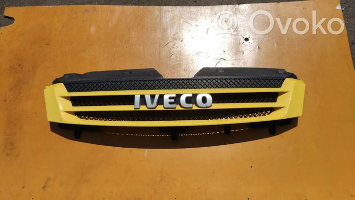 Iveco Daily 35 - 40.10 Front grill 3802801