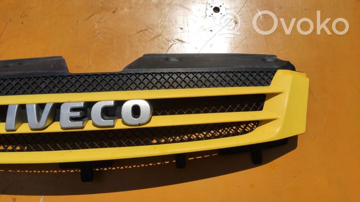 Iveco Daily 35 - 40.10 Griglia anteriore 3802801