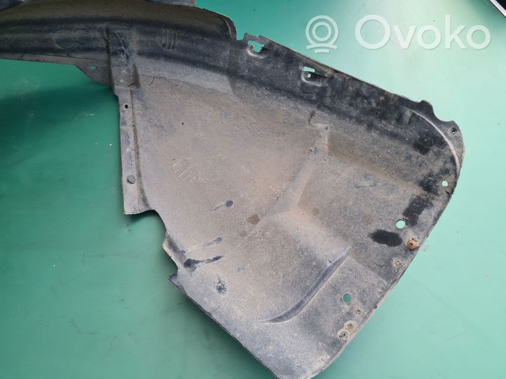 Audi A4 S4 B5 8D Rivestimento paraspruzzi passaruota anteriore 8D0821172F