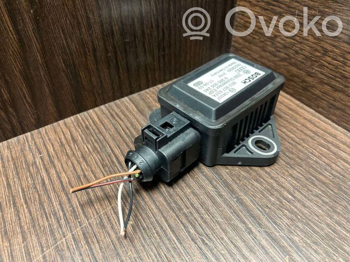 Volkswagen Polo ESP acceleration yaw rate sensor 8E0907637A