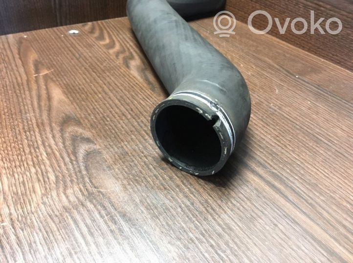 Iveco Daily 5th gen Durite de refroidissement tube 