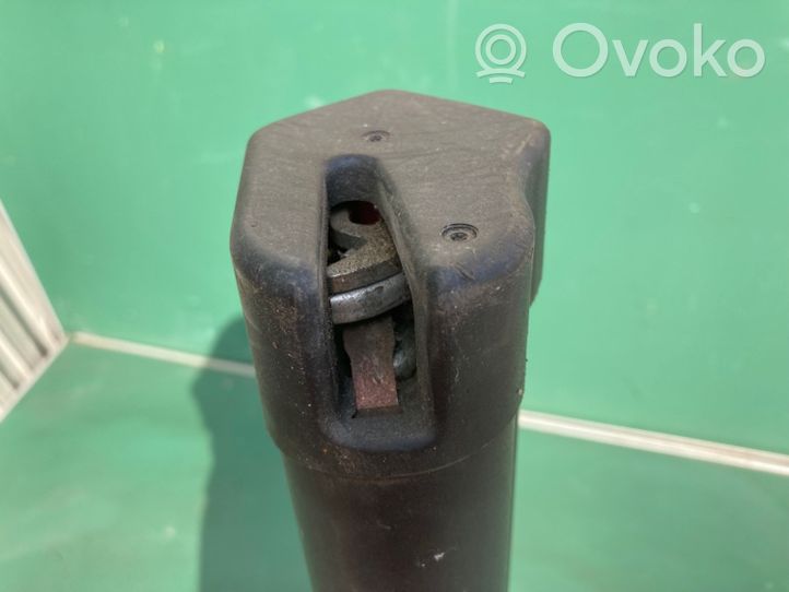 Volvo V50 Rete portaoggetti del bagagliaio/baule 39854034