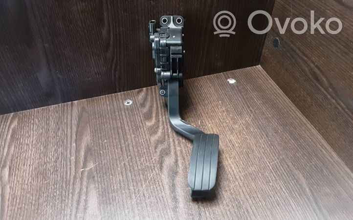 Opel Movano B Accelerator throttle pedal 8200672371