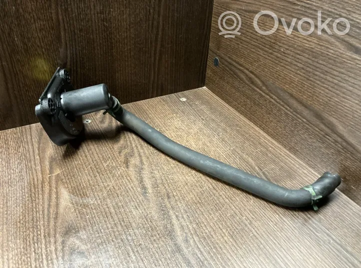 Opel Movano B Öljynsuodattimen kansi 8200795333