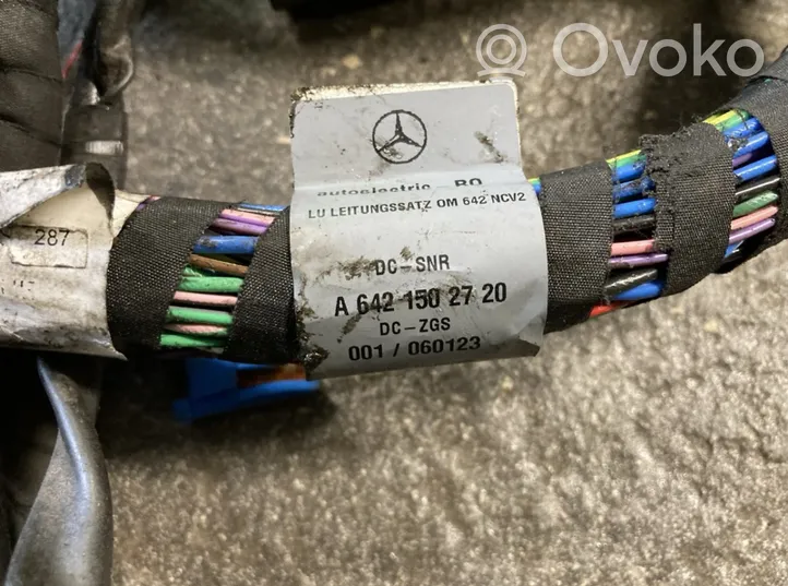 Mercedes-Benz Vito Viano W639 Engine installation wiring loom 6395450103