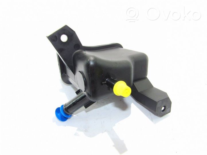 Volvo S40, V40 Power steering fluid tank/reservoir 