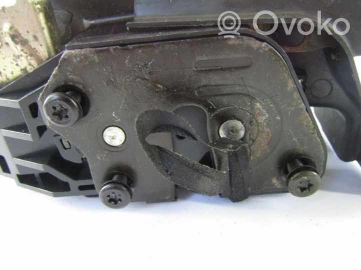 KIA Opirus Front door lock 