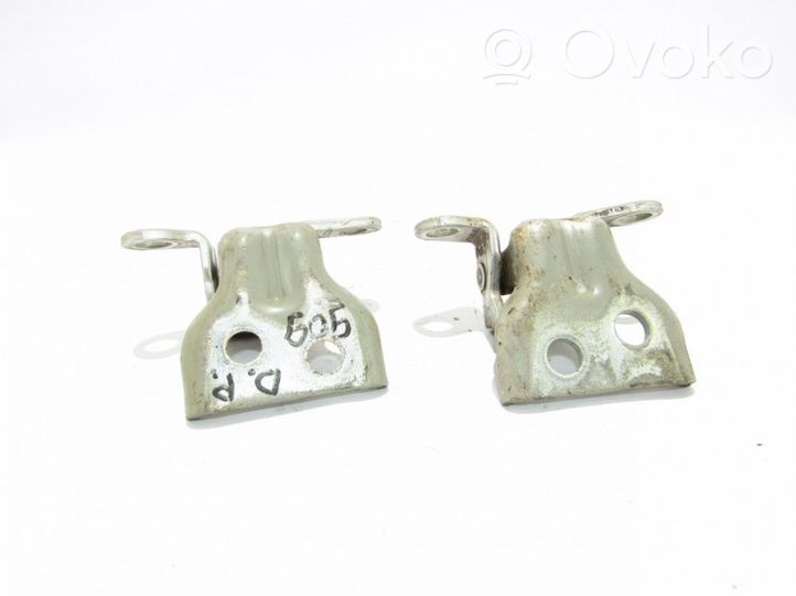 Ford Fiesta Front door hinge set 