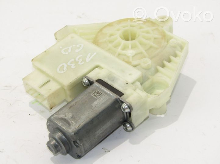 Volkswagen Golf VI Rear door window regulator motor 