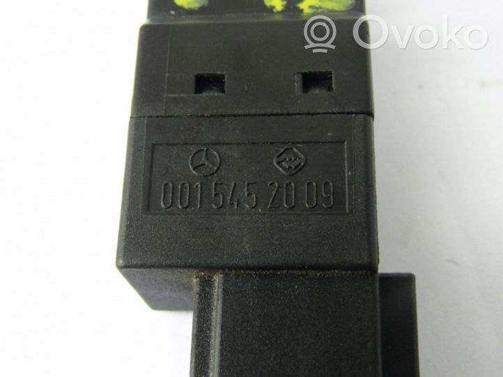 Mercedes-Benz Vaneo W414 Brake pedal sensor switch 