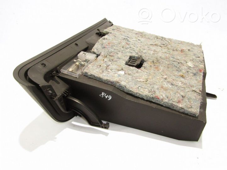 Mercedes-Benz Vaneo W414 Glove box 