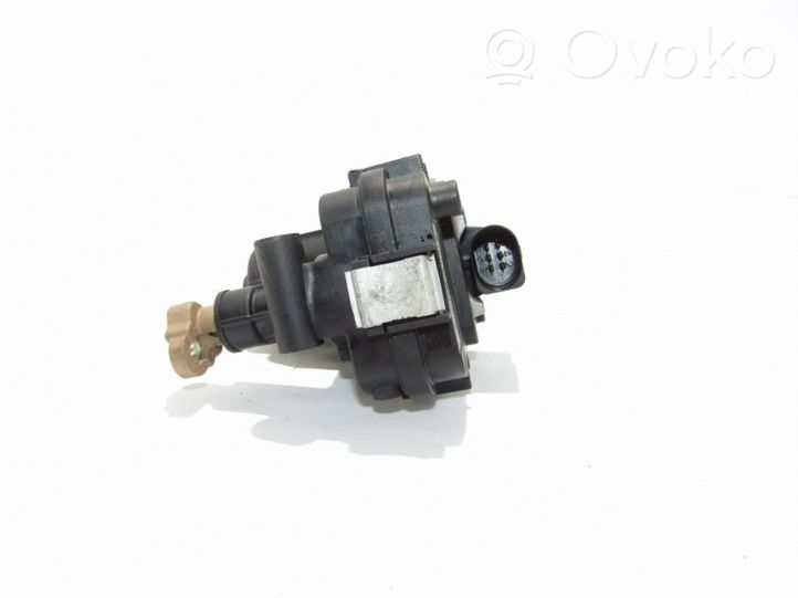 Opel Astra J Intake manifold valve actuator/motor 