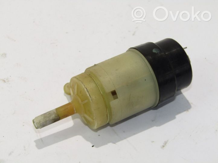 Seat Toledo I (1L) Pumpe Scheibenwaschanlage 