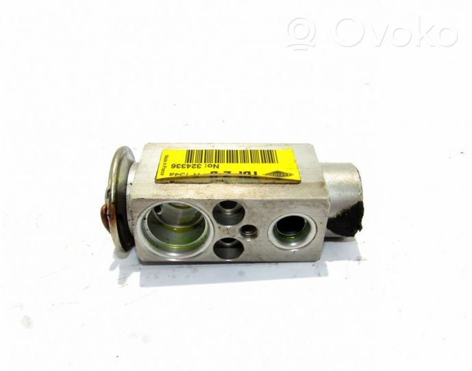 Opel Astra H Air conditioning (A/C) expansion valve 