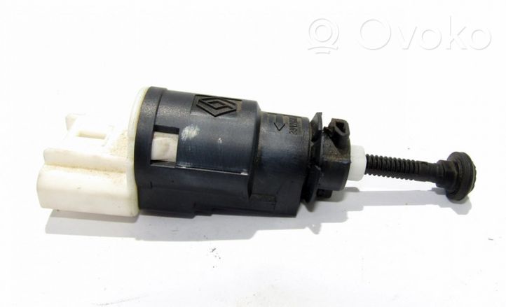 Dacia Logan I Brake pedal sensor switch 