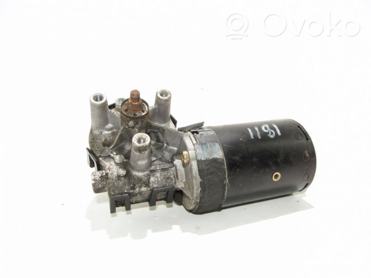 Volkswagen Caddy Wiper motor 